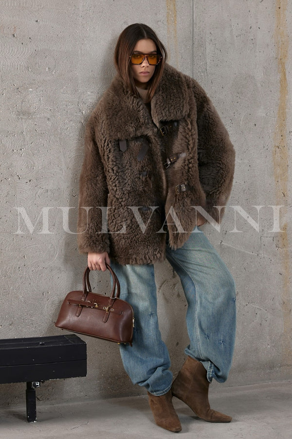 𝐋𝐈𝐌𝐈𝐓𝐄𝐃 𝐄𝐃𝐈𝐓𝐈𝐎𝐍 DIANE Brown Shearling Coat