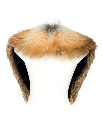 A golden fox fur collar. 