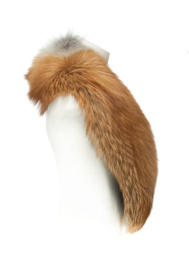 A golden fox fur collar. 